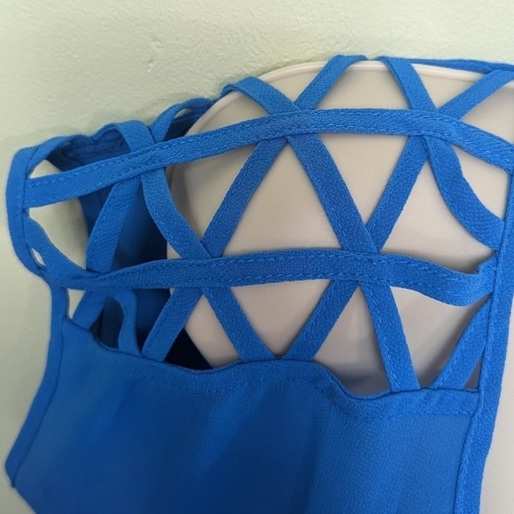 E Hanger M Cage Shoulder Crepe Textured Top Sz M - Picture 6 of 11